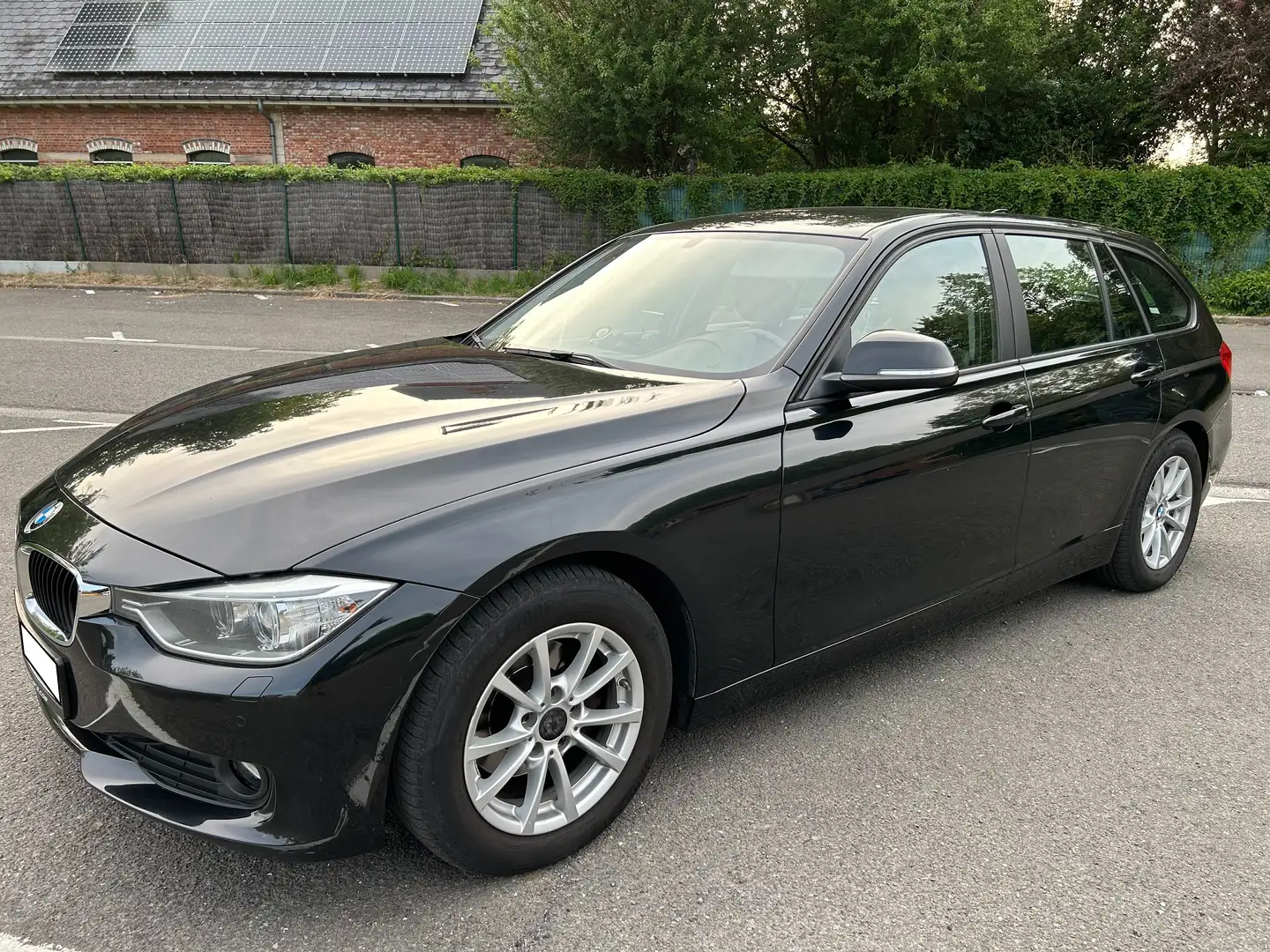 BMW 320 320d Touring Efficient Dynamics Edition Noir - 1