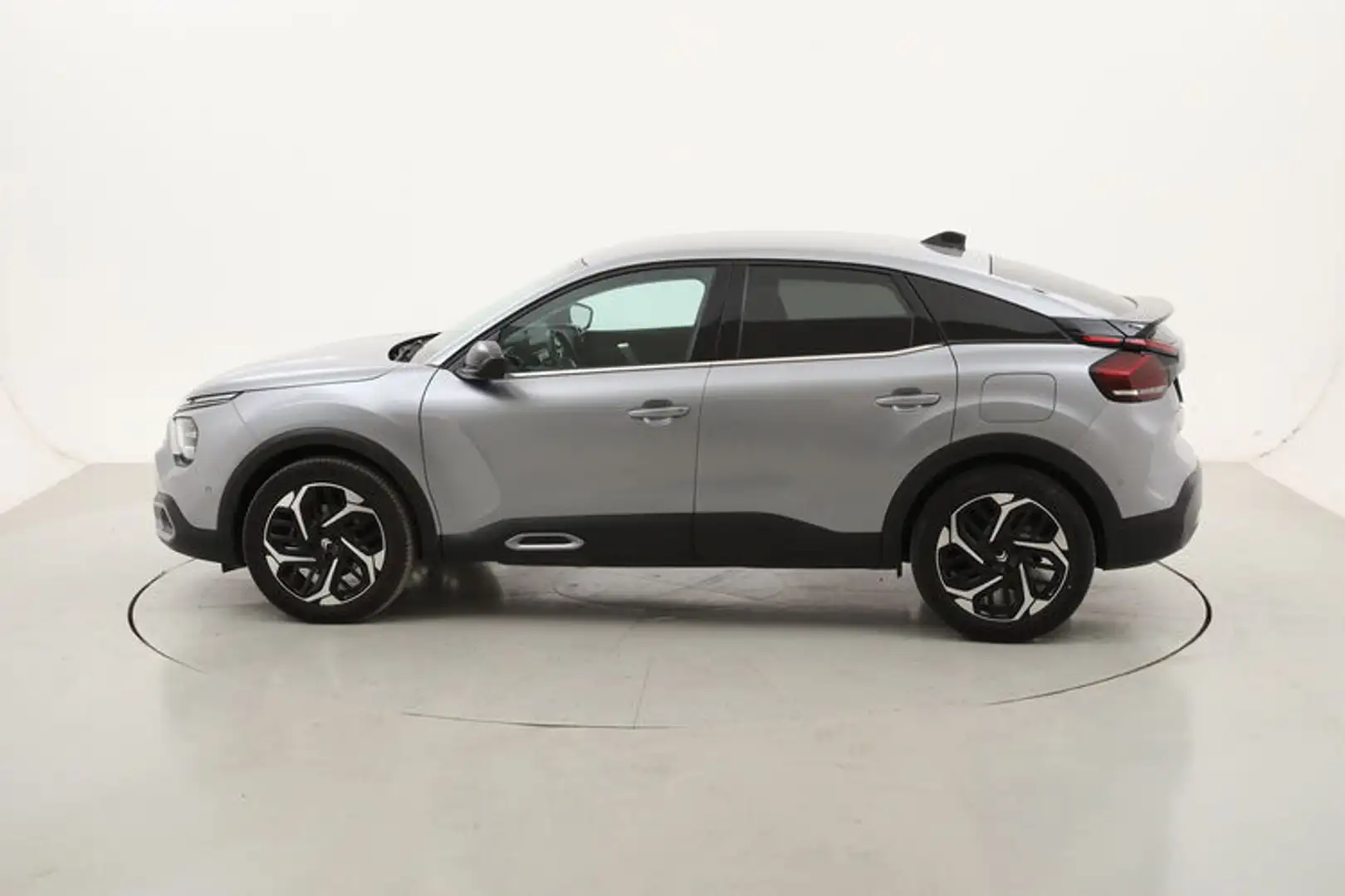 Citroen C4 MAX EAT8 1.2 Benzina 131CV Grigio - 2