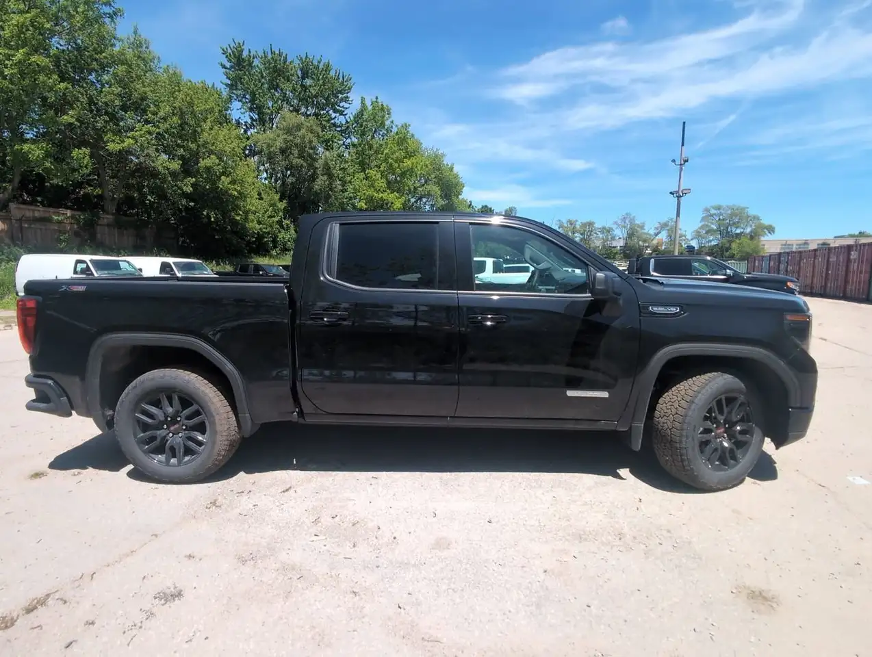 GMC Sierra 1500 снимка GMC Sierra 1500