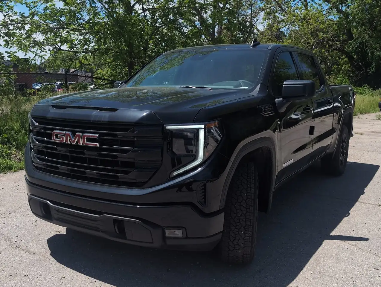 GMC Sierra 1500 снимка GMC Sierra 1500