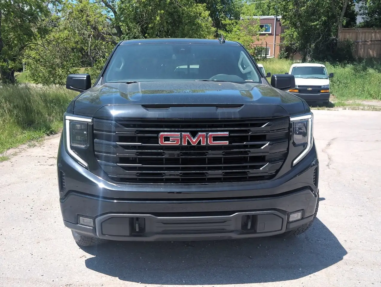 GMC Sierra 1500 снимка GMC Sierra 1500