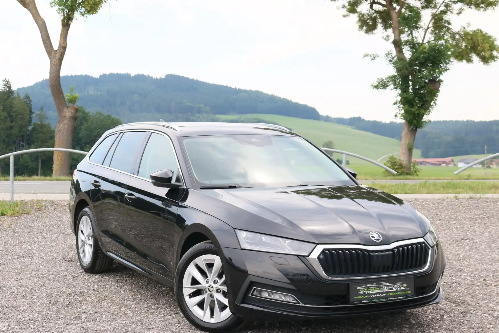 Skoda Octavia Style*DSG*ACC*Keyless Entry*Memory*Kamera Schwarz - 1