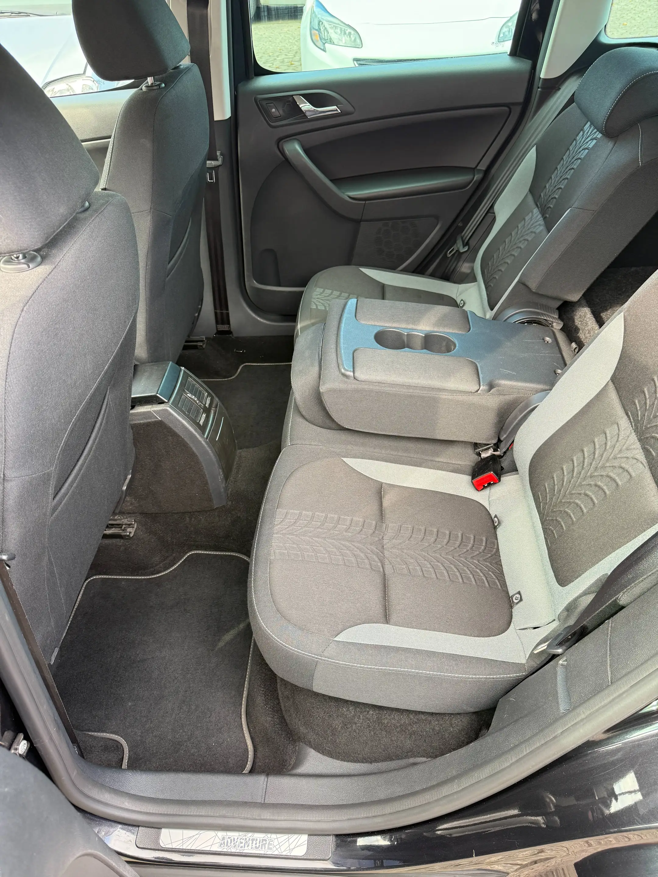 Skoda Yeti Yeti 2.0 TDI 4x4 Adventure — photo 12
