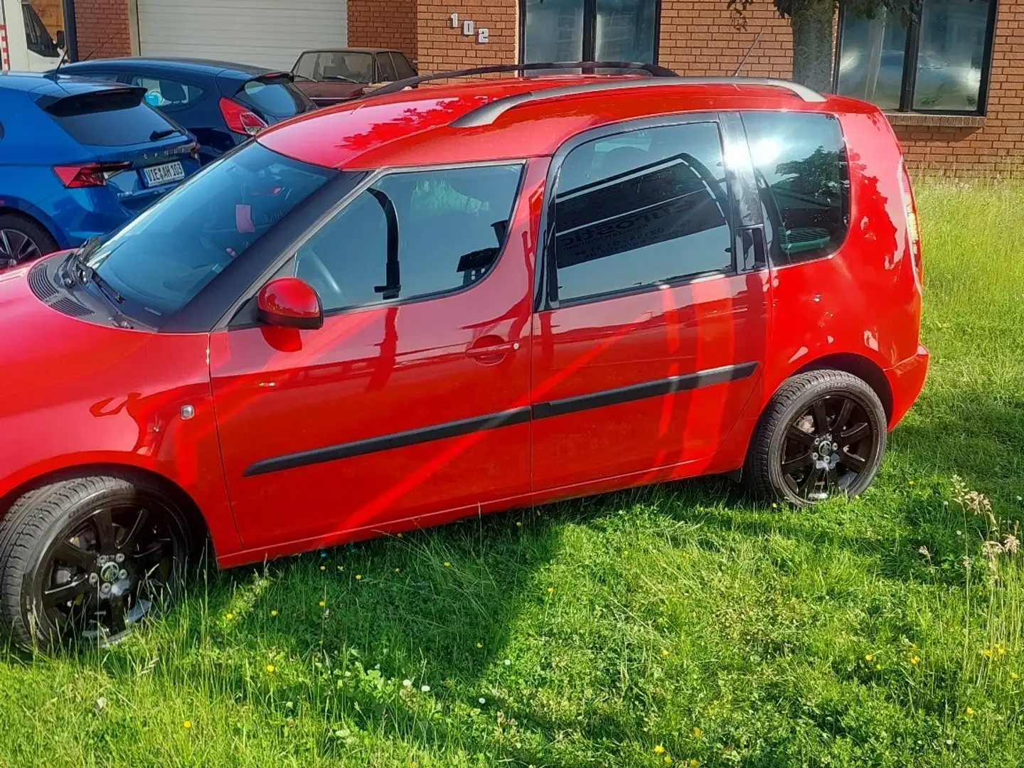 Skoda Roomster 1.2 TSI Active PLUS EDITION Rot - 1