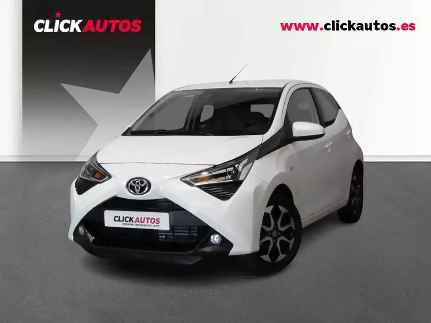 Toyota Aygo 70 x-play Blanc - 1