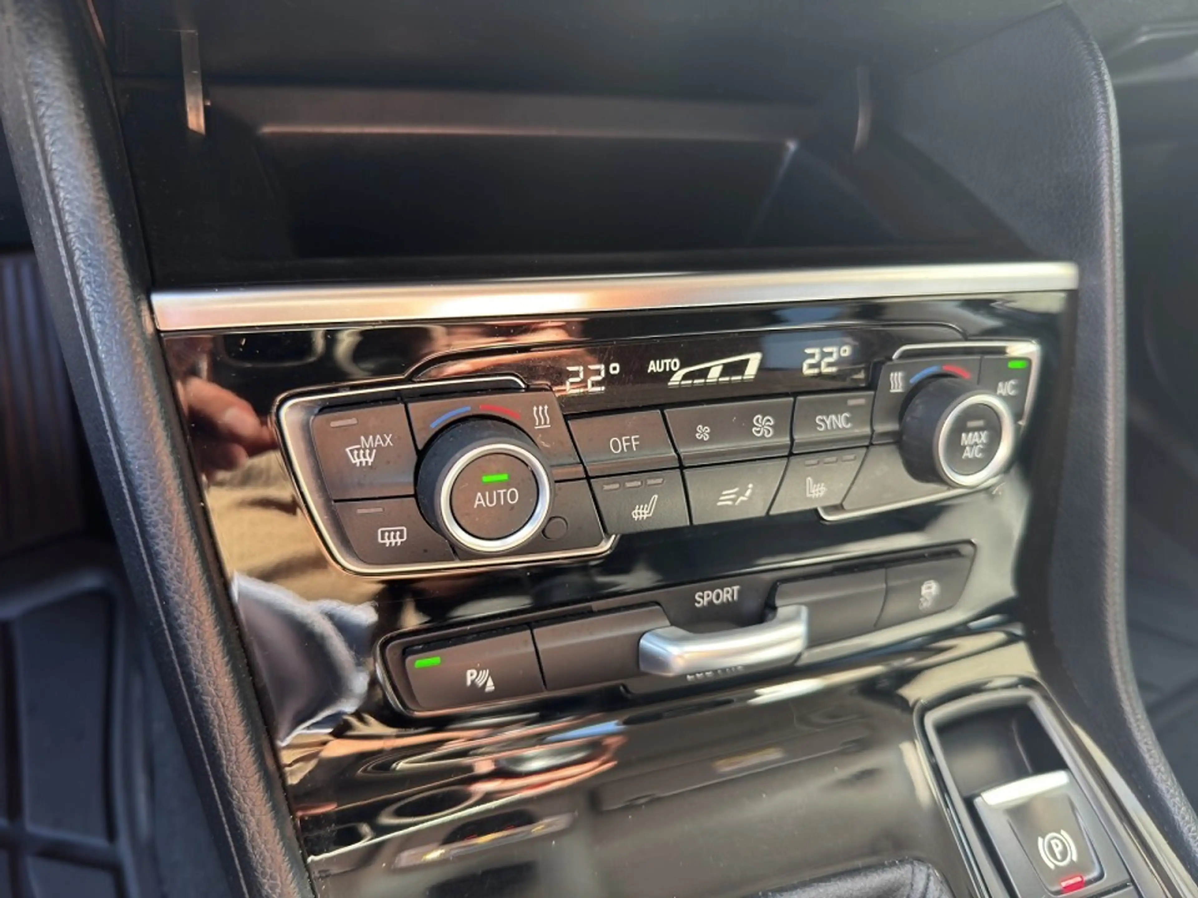 BMW 216 d Active Tourer Advantage — photo 15