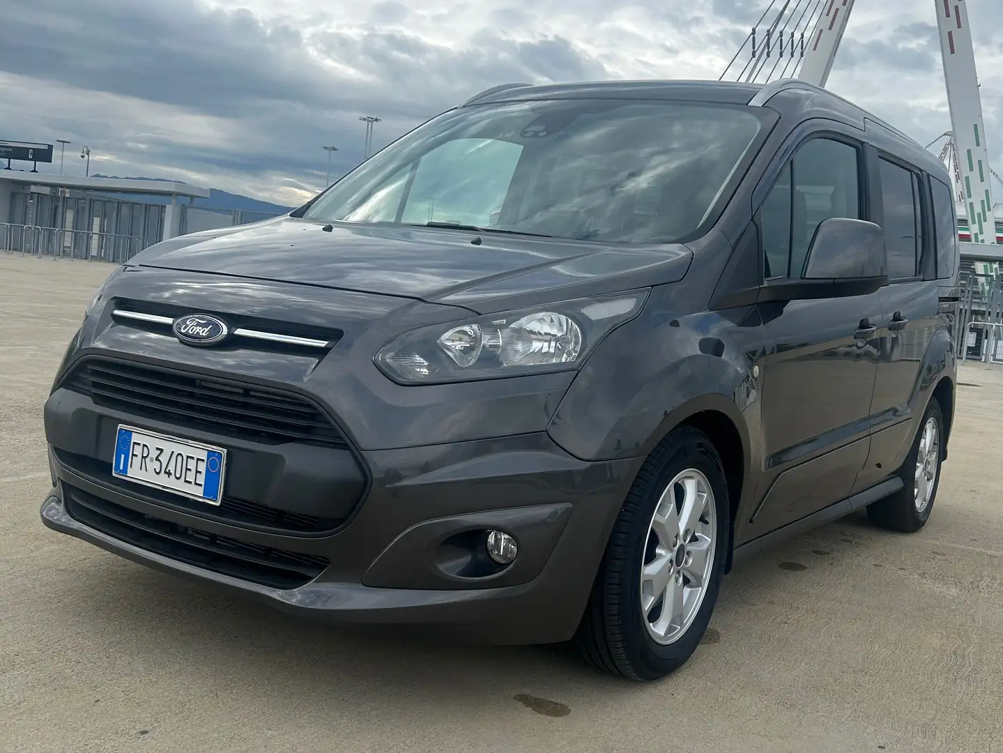 Ford Tourneo Connect Grigio - 1