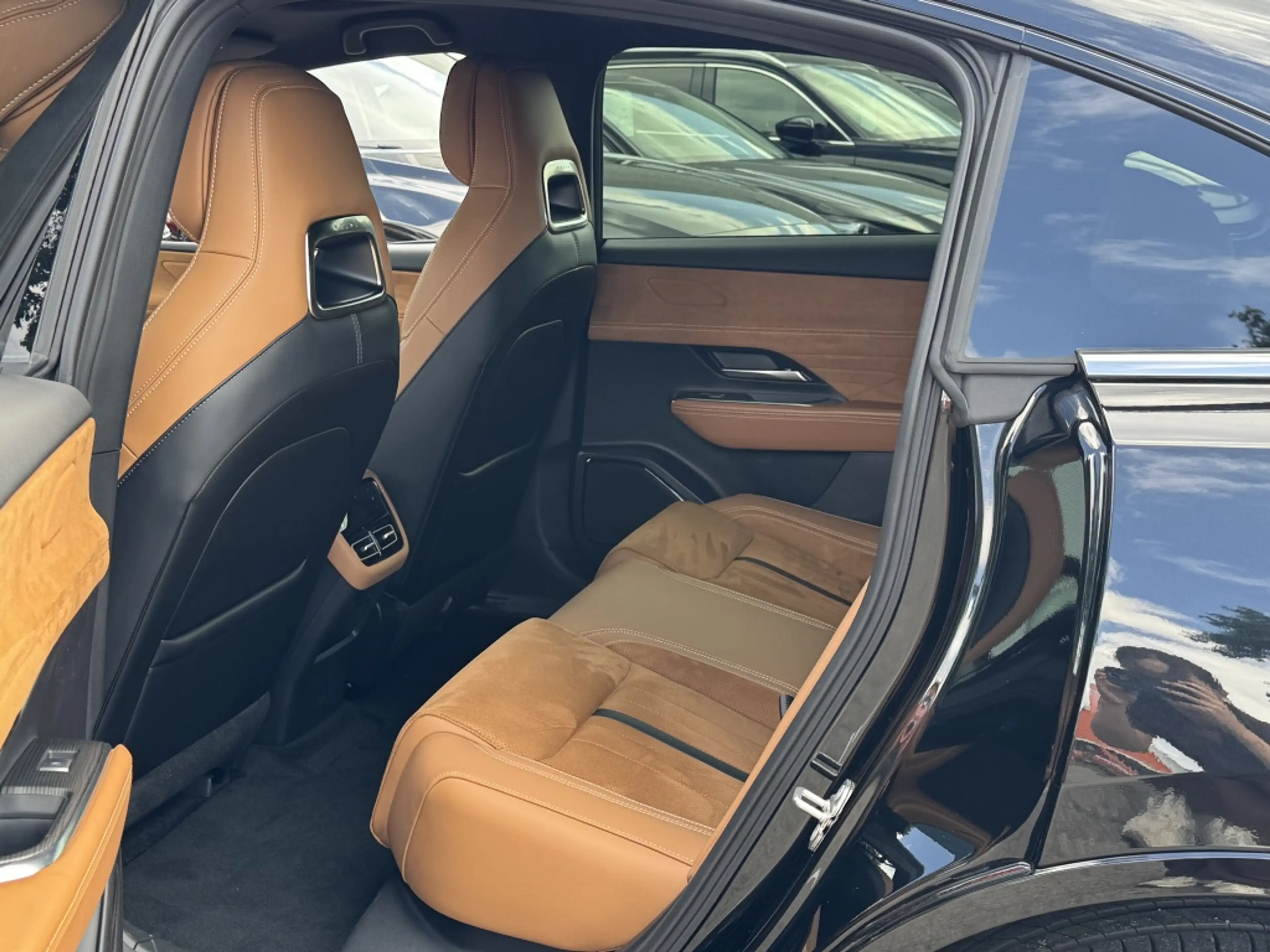 Mazda 6e Takumi Plus 245pk 80kWh / TOT 552 KM ACTIERADIUS / — photo 15