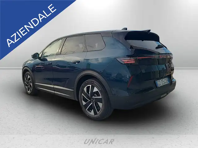 Opel Grandland view 3