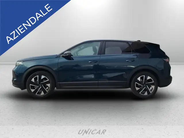 Opel Grandland view 2