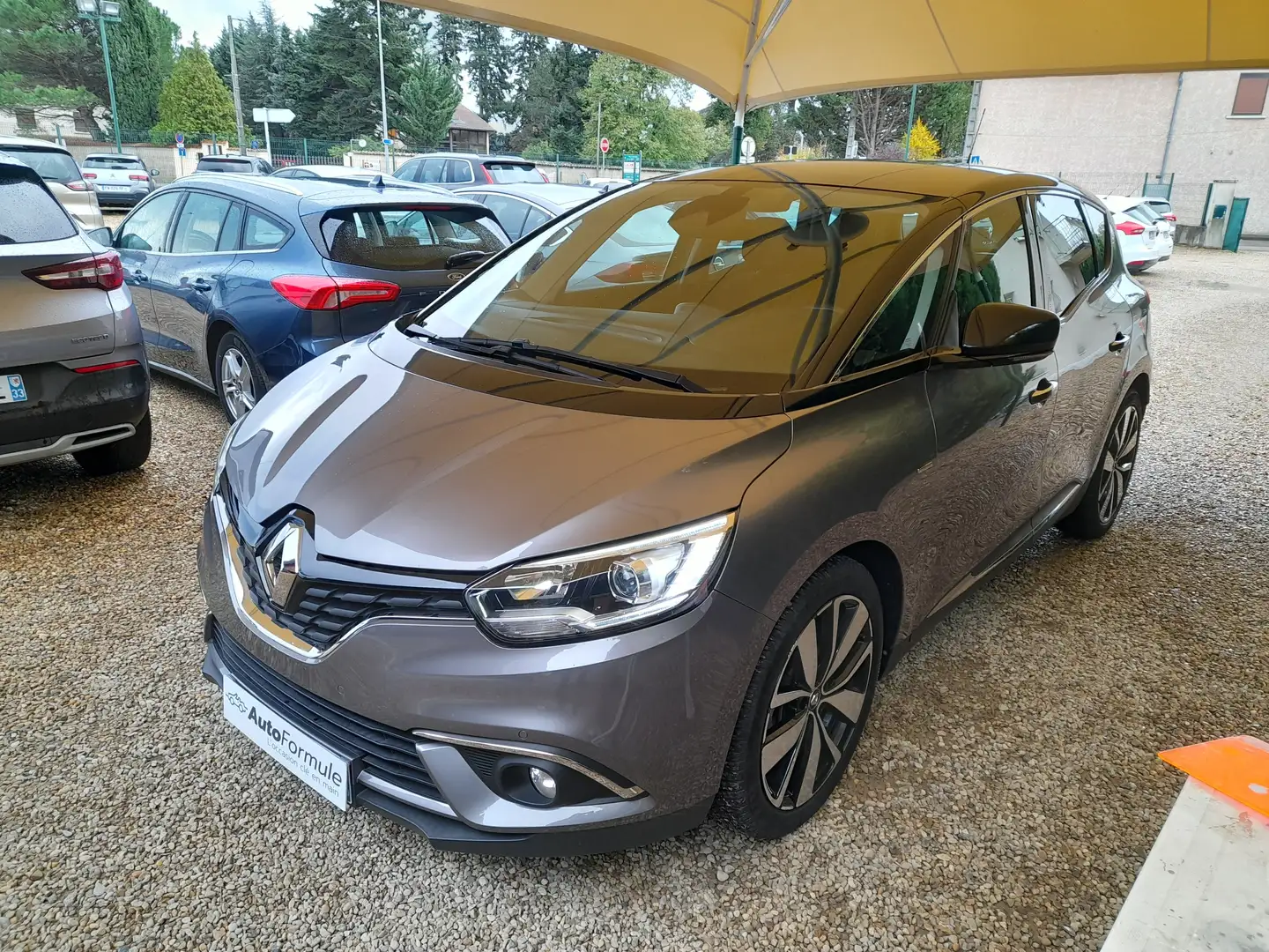 Renault Scenic 1.5 dCi 110ch Energy Limited Boite auto 2019 Grey - 2