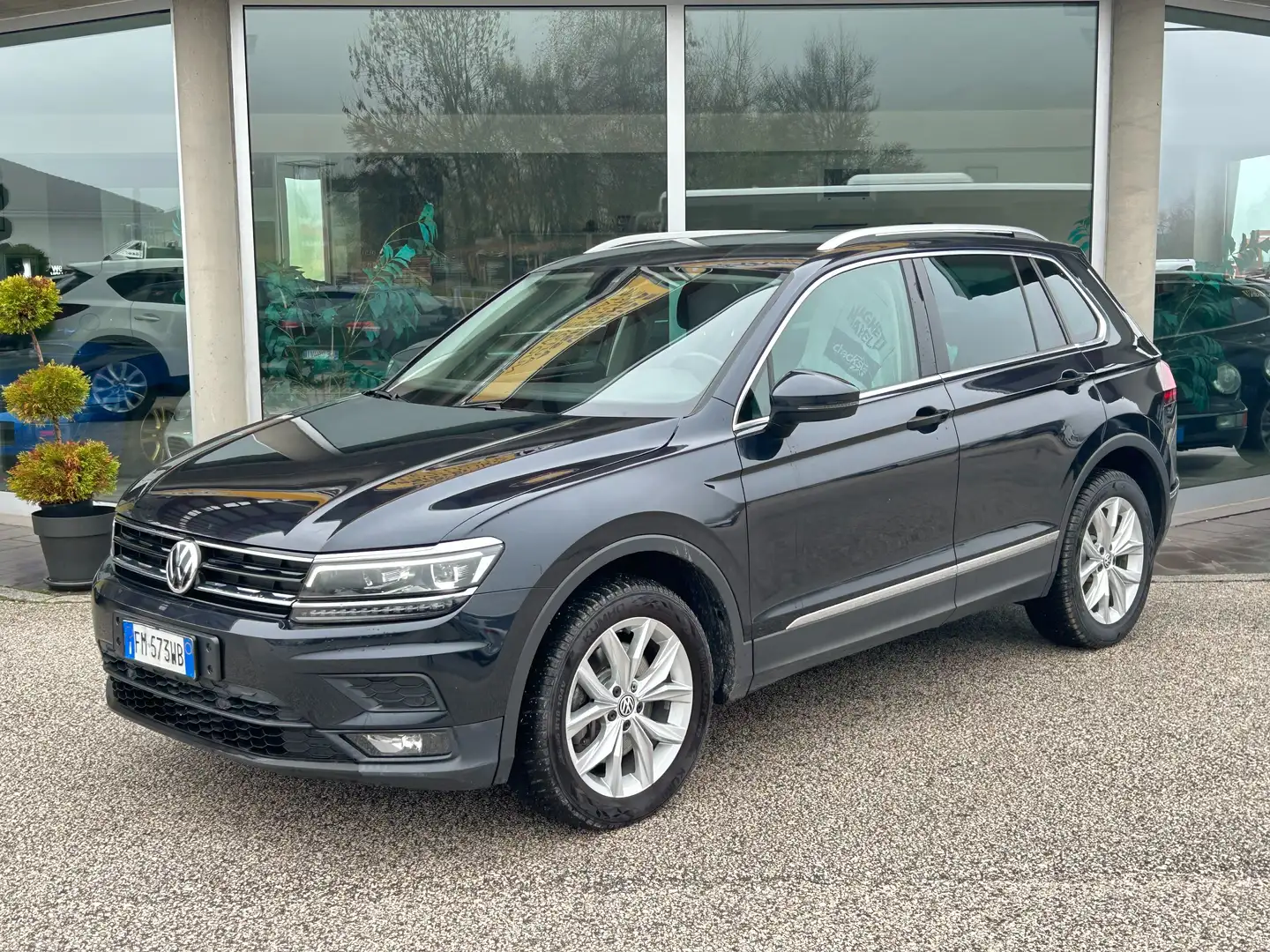 Volkswagen Tiguan 2.0 tdi Advanced 4motion 190cv dsg 4x4 Nero - 1