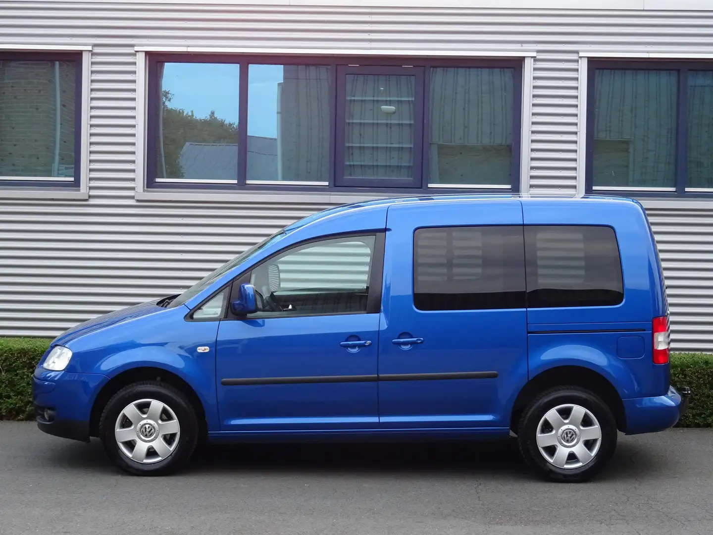 Volkswagen Caddy Life 1.4 Benzine 5-Persoons Airco Trekhaak Navi! Bleu - 2