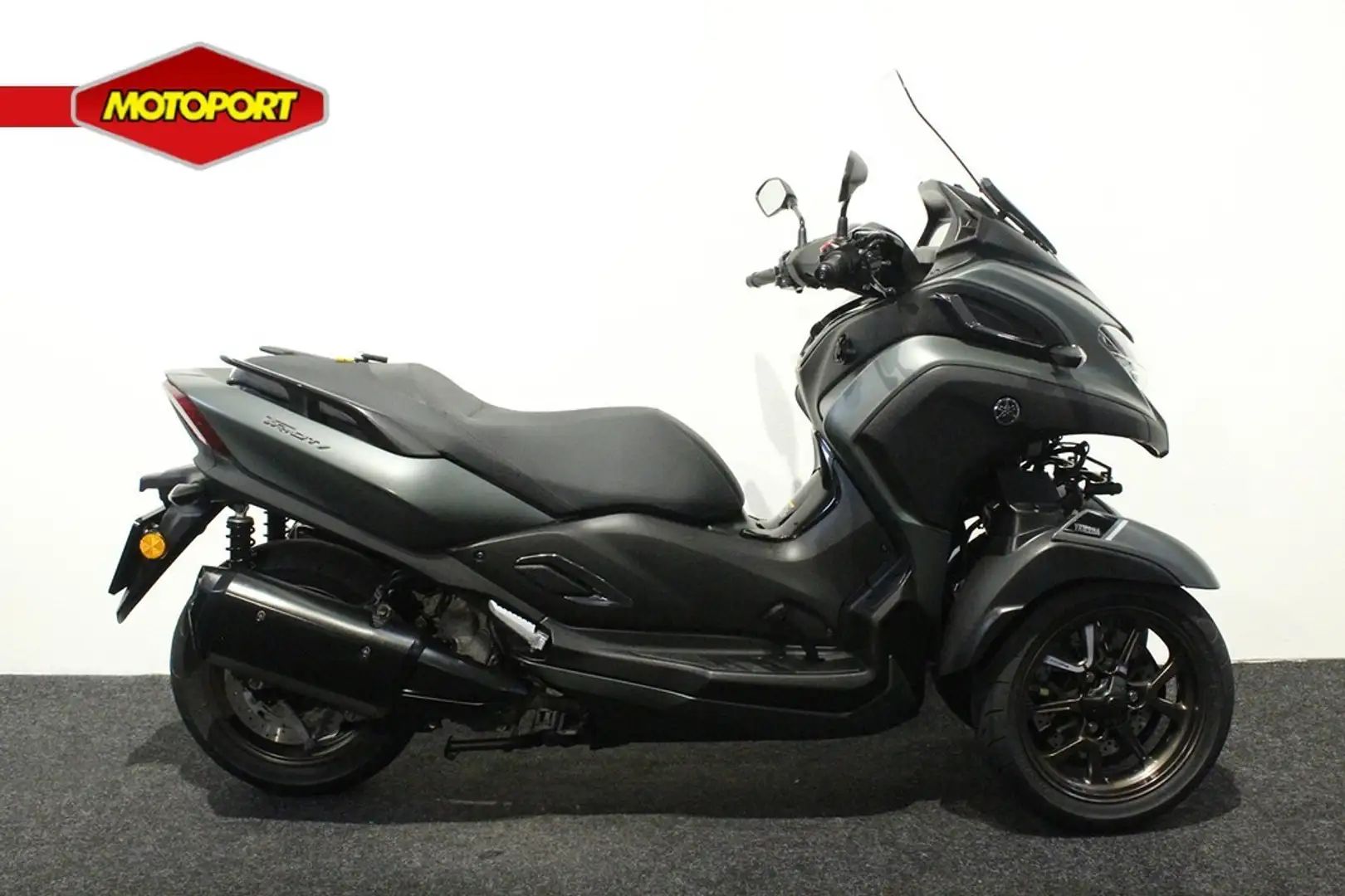 Yamaha TriCity 300 Verde - 1