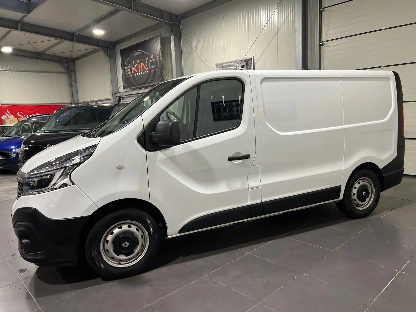 Renault Trafic 2.0 dCi Kasten L1H1 *Navi*Kamera*AHK* Weiß - 2