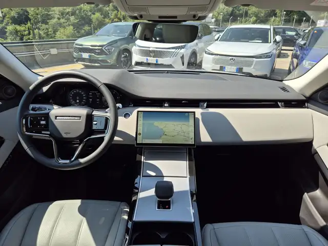 Land Rover Range Rover Evoque view 8