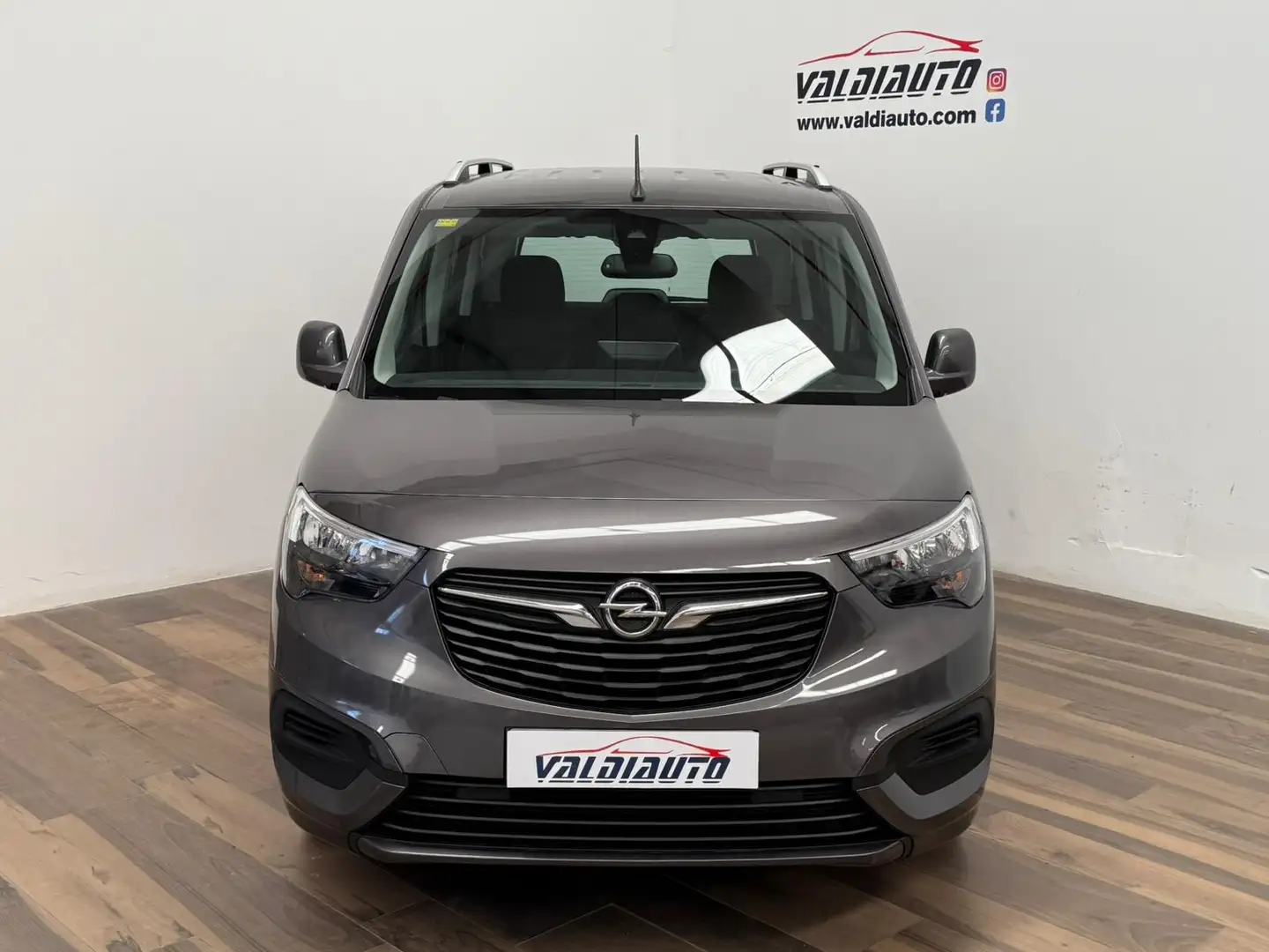 Opel Combo Life 1.2 T S/S Selective L Gris - 2