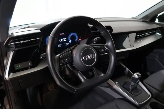 Audi A3 view 4