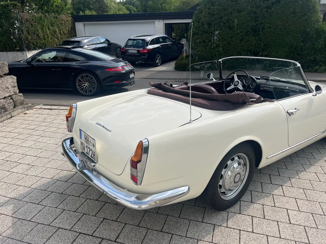 Alfa Romeo Spider 2000 Touring Cabrio Tüv Neu, foto 5