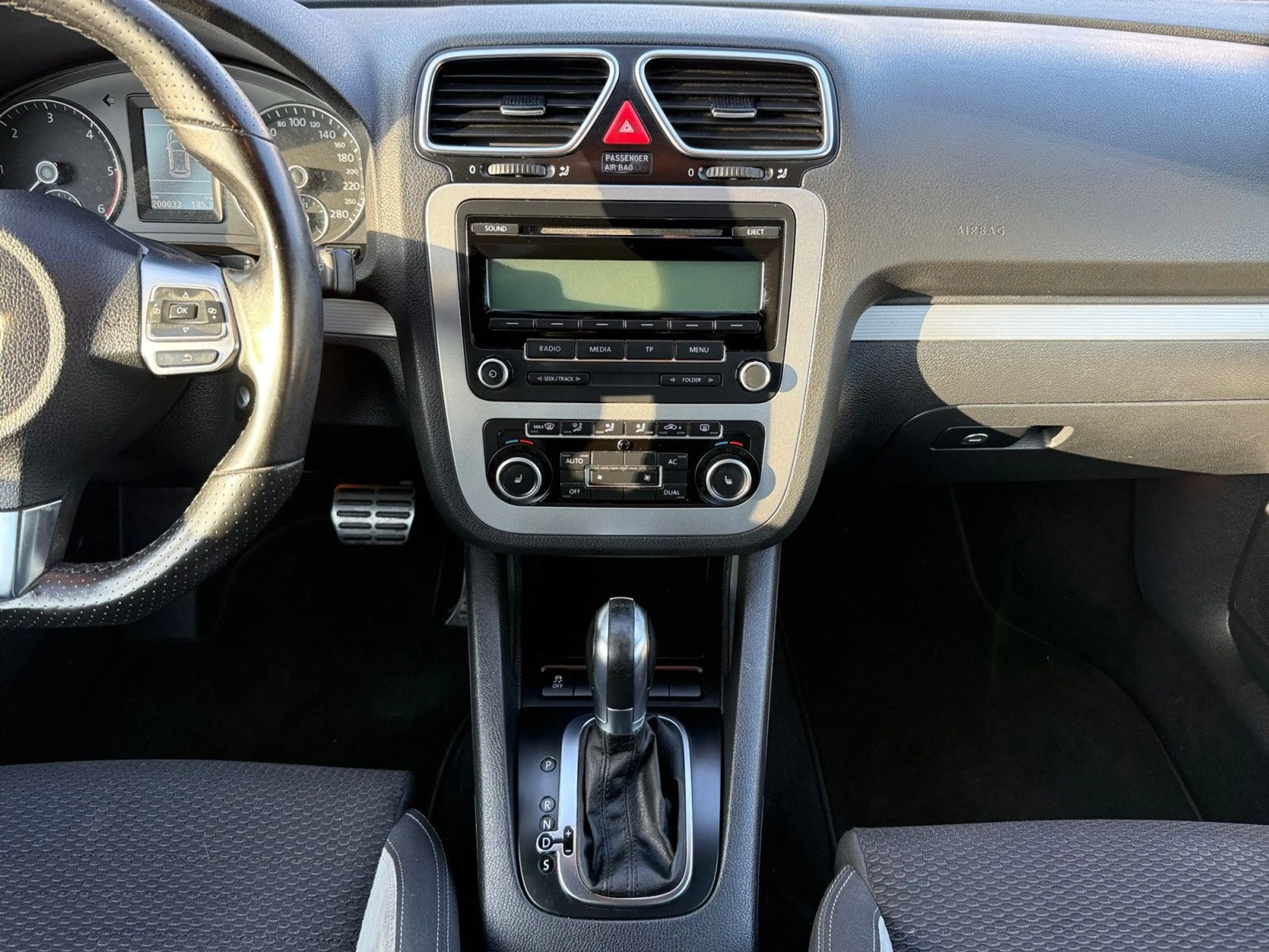 Volkswagen Scirocco /R-Line/Sport/19"/Xenon/Exclusive — photo 13