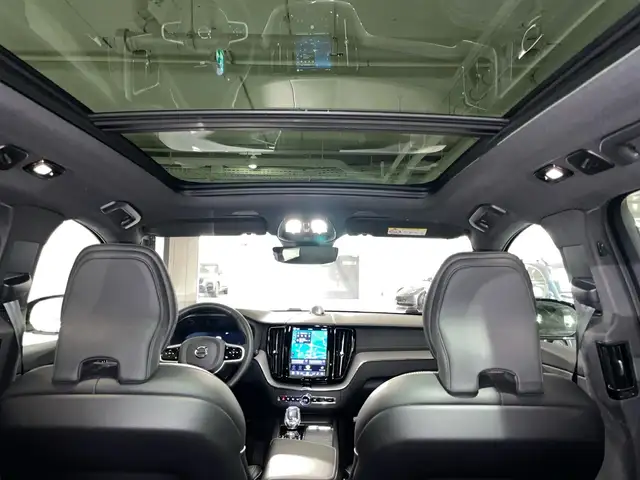 Volvo XC60 view 14