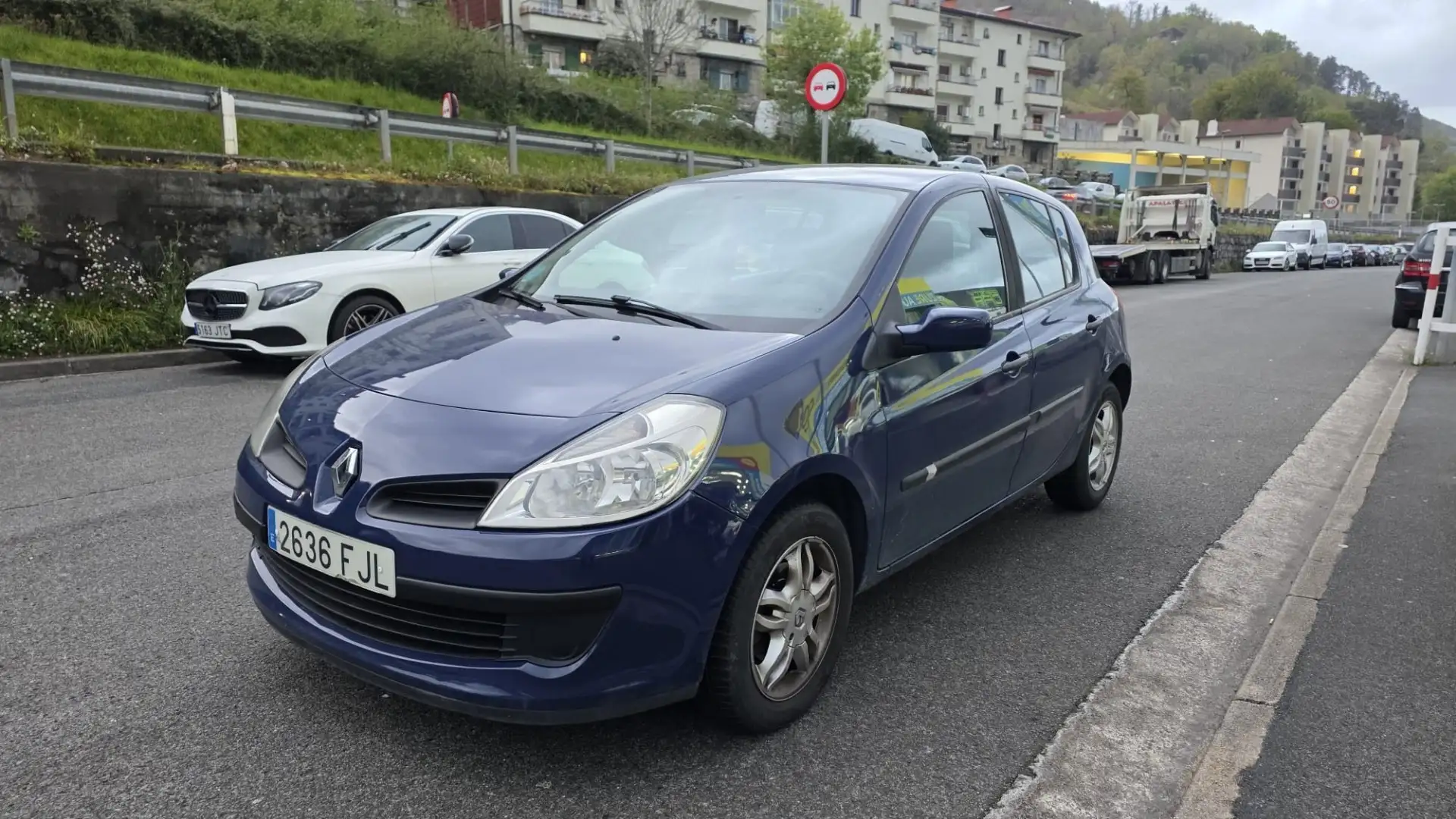 Renault Clio 1.4 Confort Expression - 1