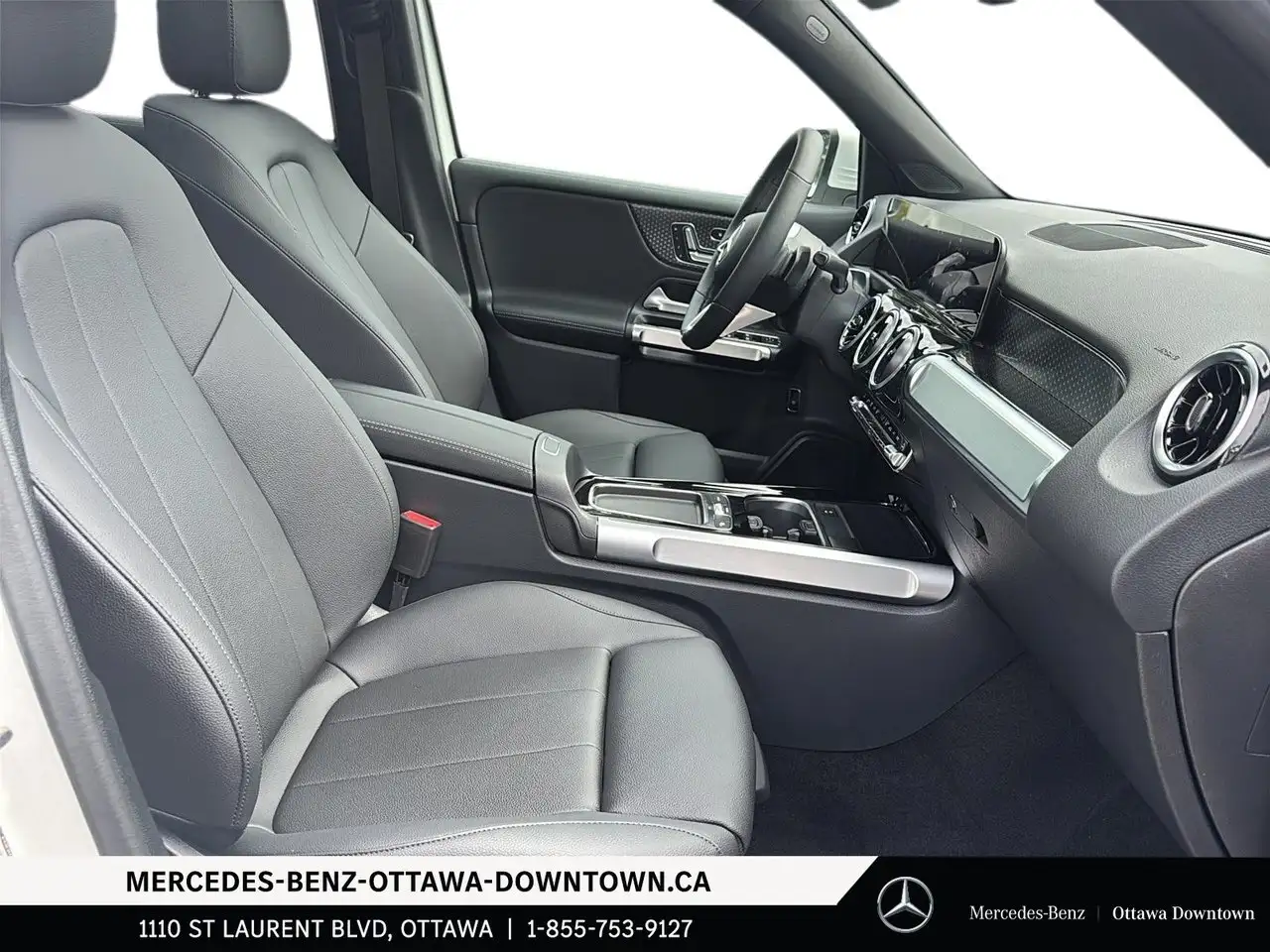 Mercedes-Benz GLB photo Mercedes-Benz GLB