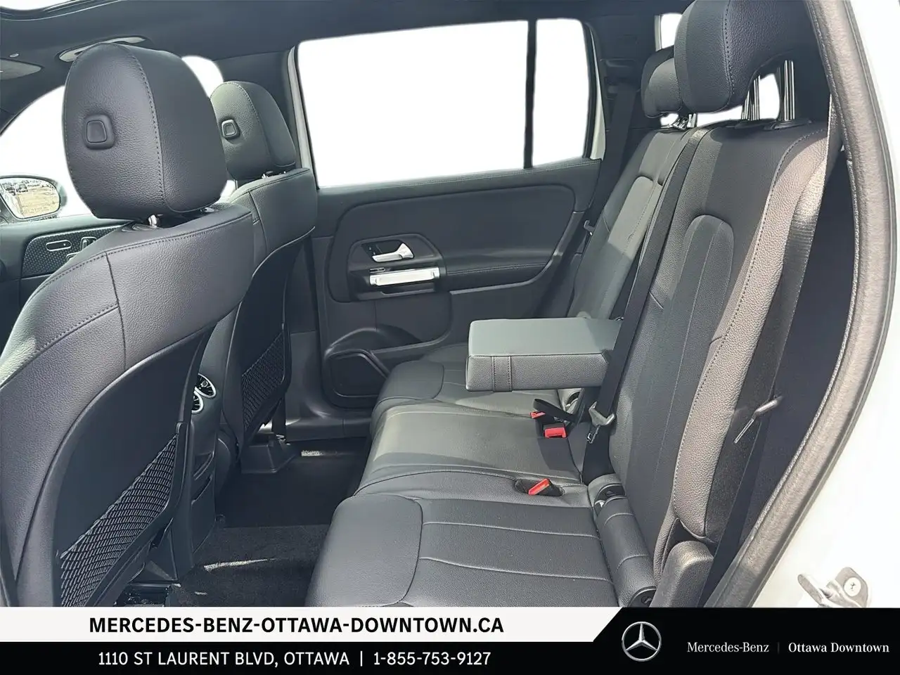 Mercedes-Benz GLB photo Mercedes-Benz GLB