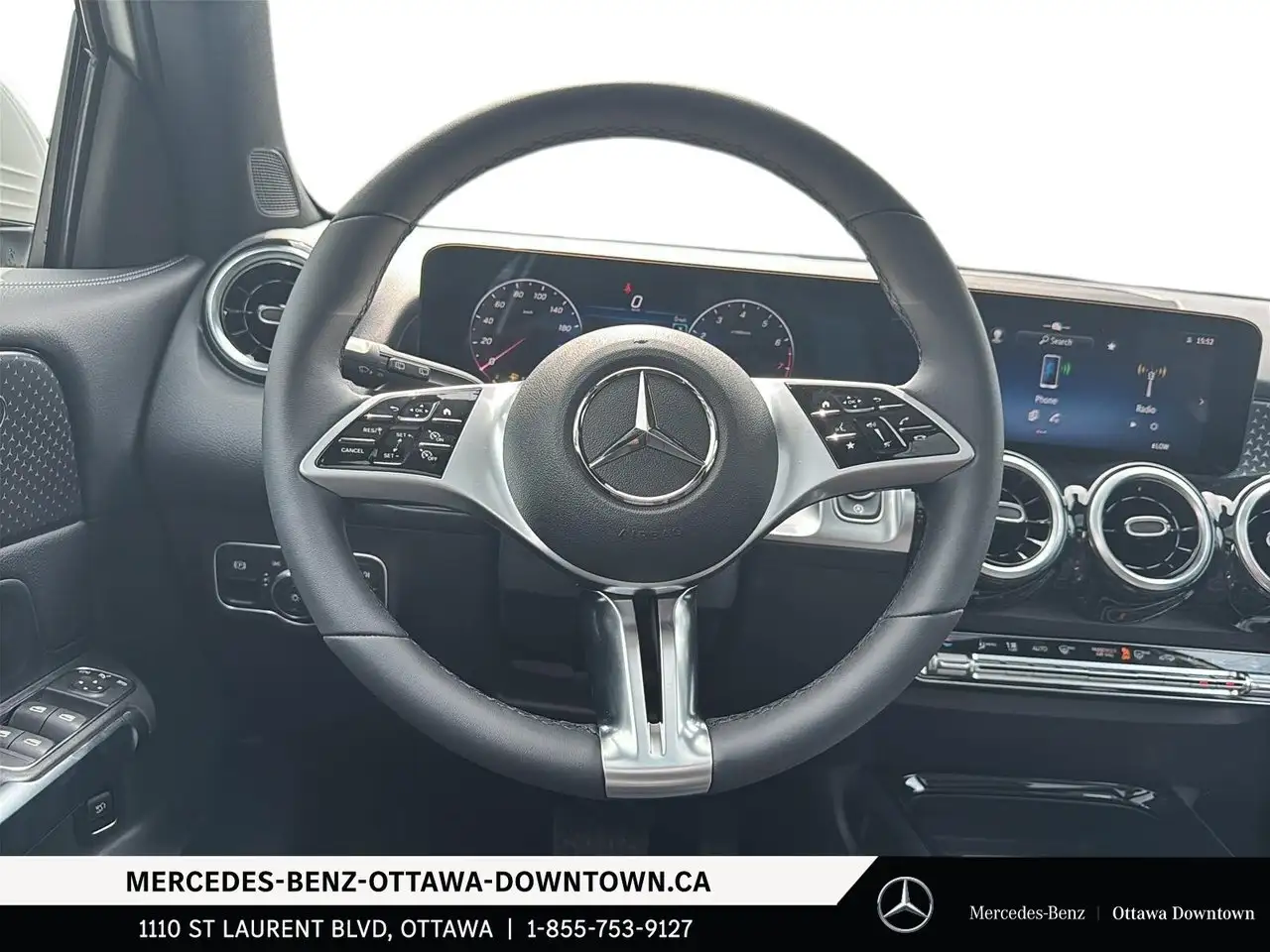 Mercedes-Benz GLB photo Mercedes-Benz GLB