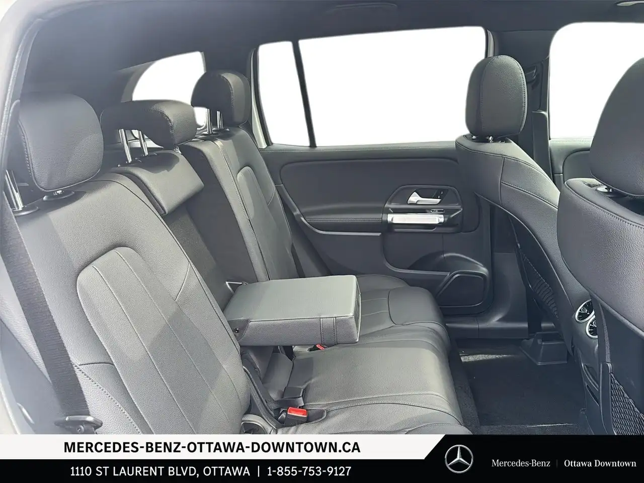 Mercedes-Benz GLB photo Mercedes-Benz GLB