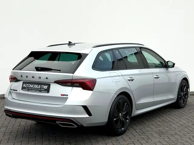 Skoda Octavia view 5