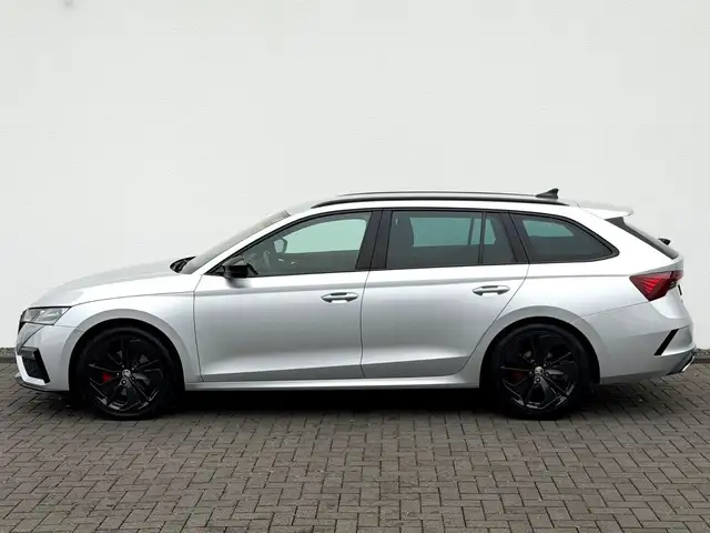 Skoda Octavia view 8