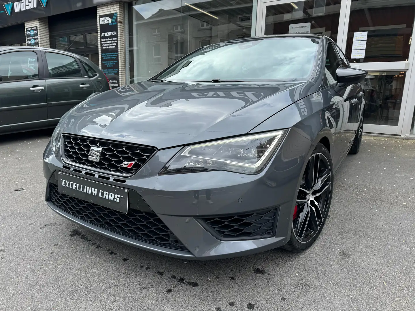 SEAT Leon 2.0 TSI Cupra DSG Gps Alcantara Toit Pano Gris - 1