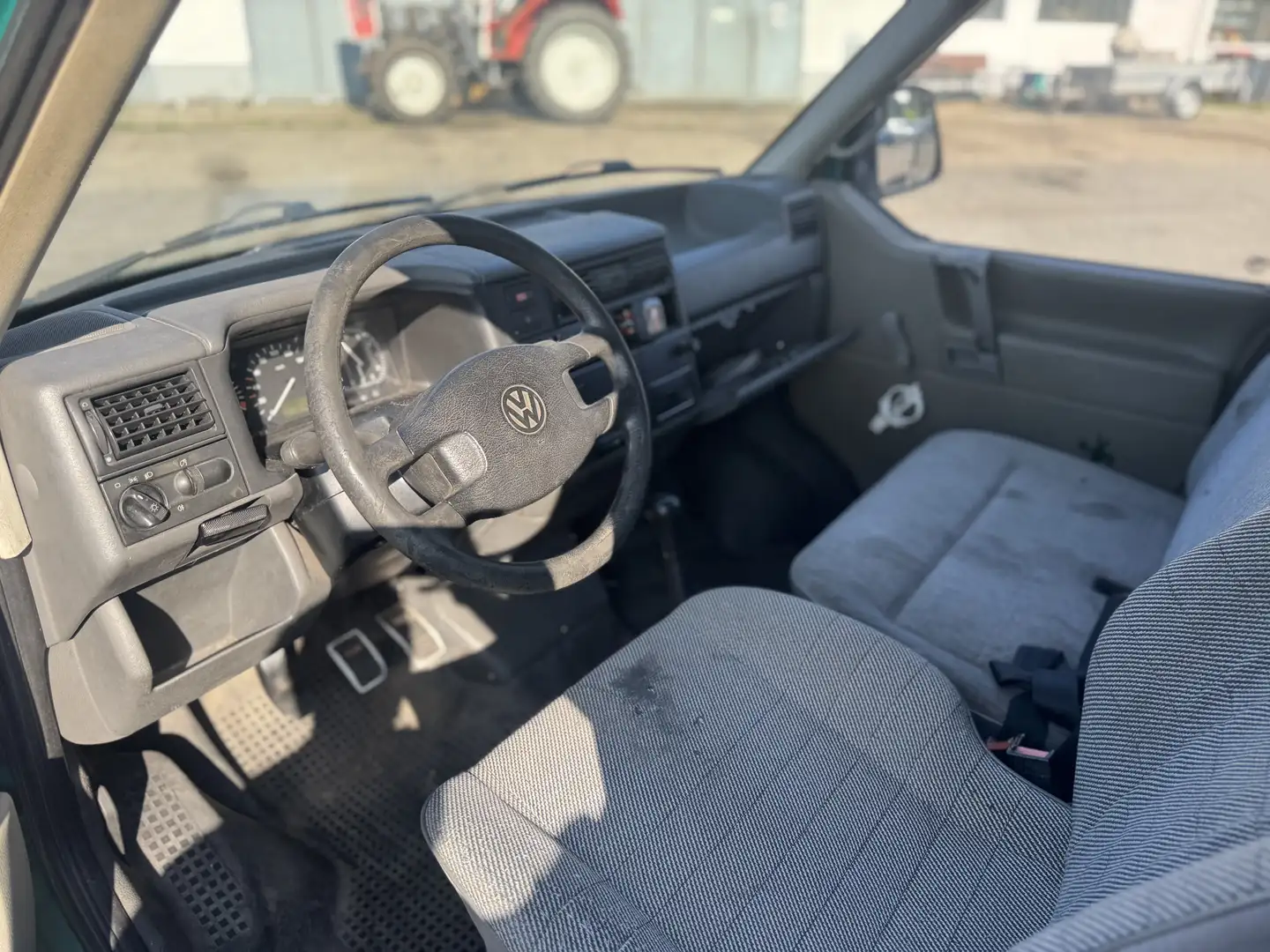 Volkswagen T4 Transporter TD 7DH 1H2/ W24 - 2