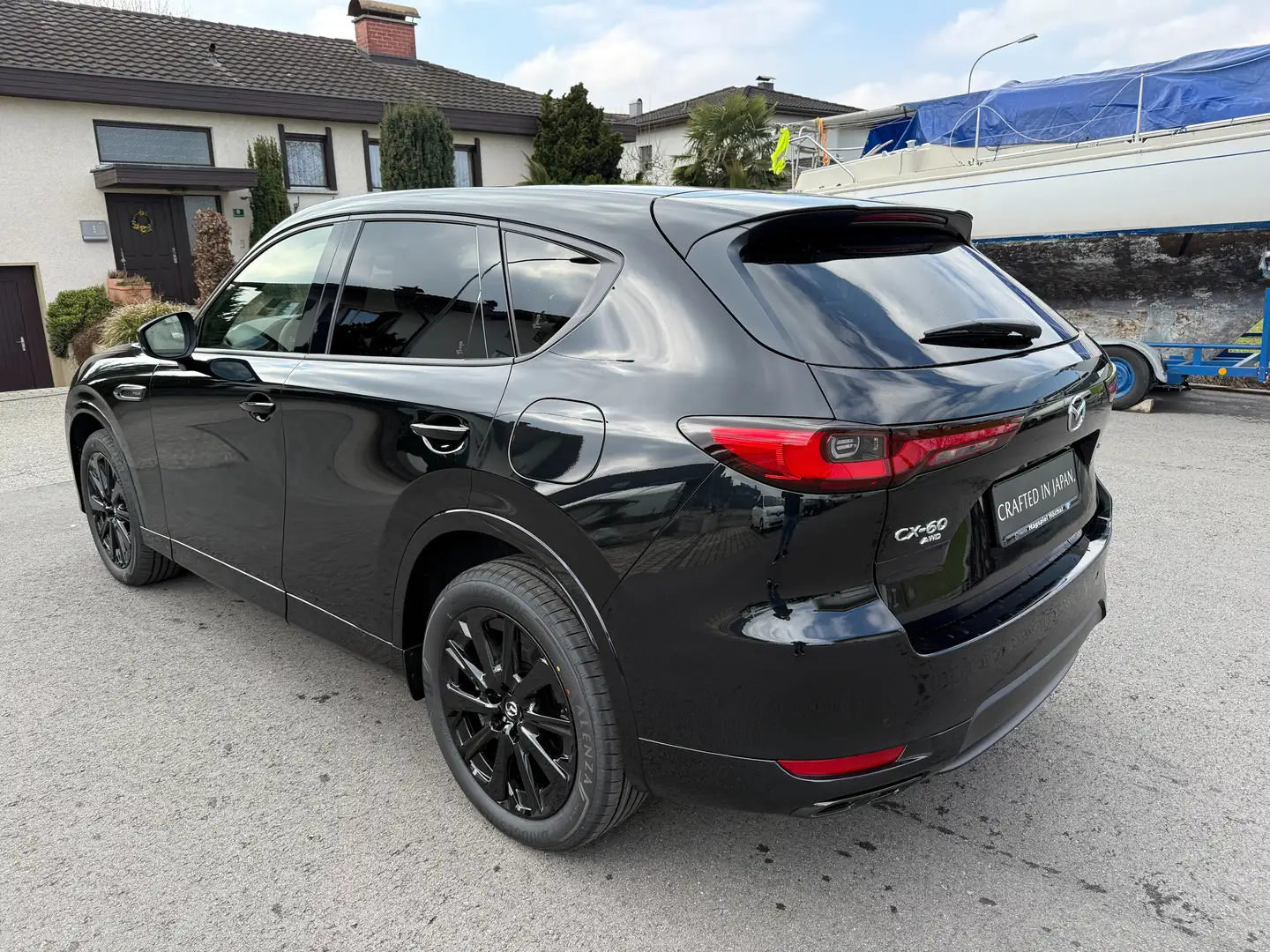 Mazda CX-60 2.5L e-SKYACTIV PHEV AWD HOMURA PLUS Aut. Schwarz - 2