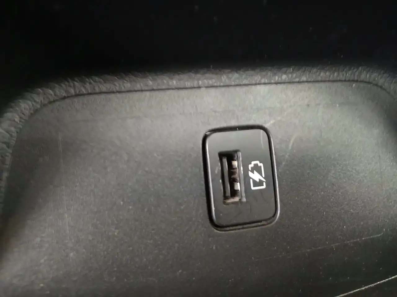 Nissan Sentra снимка Nissan Sentra