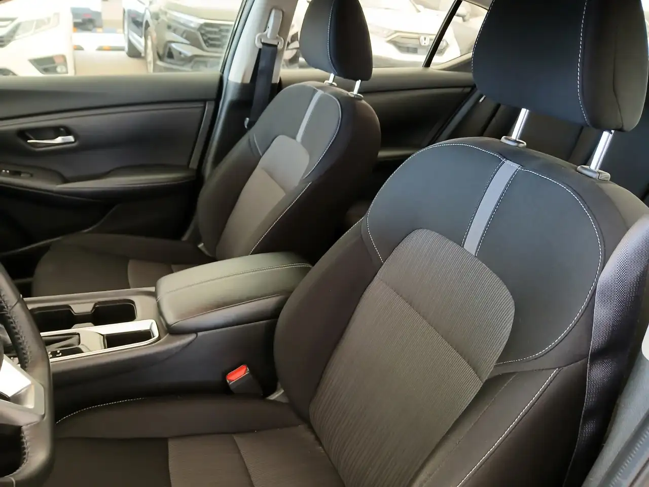 Nissan Sentra снимка Nissan Sentra