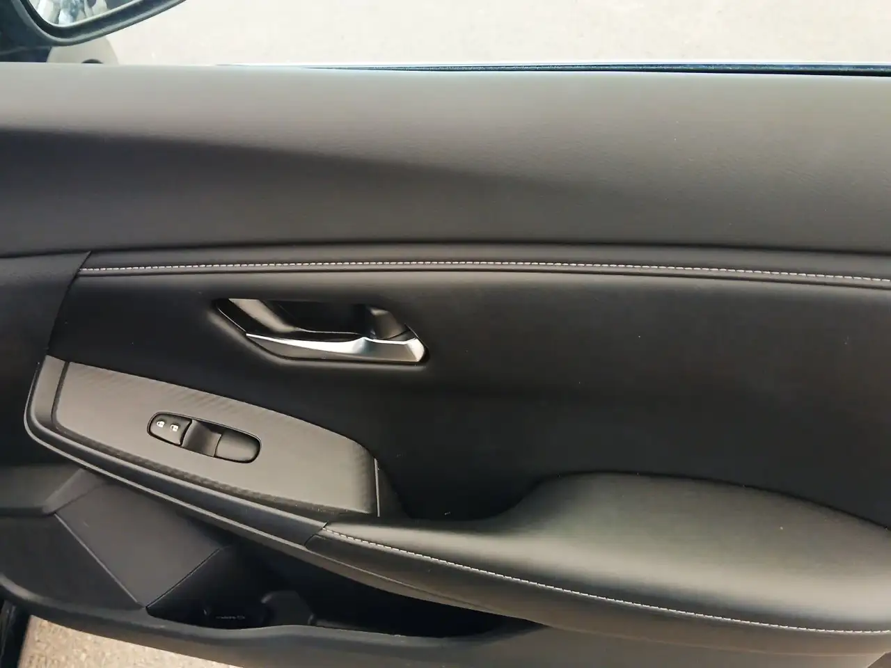 Nissan Sentra снимка Nissan Sentra