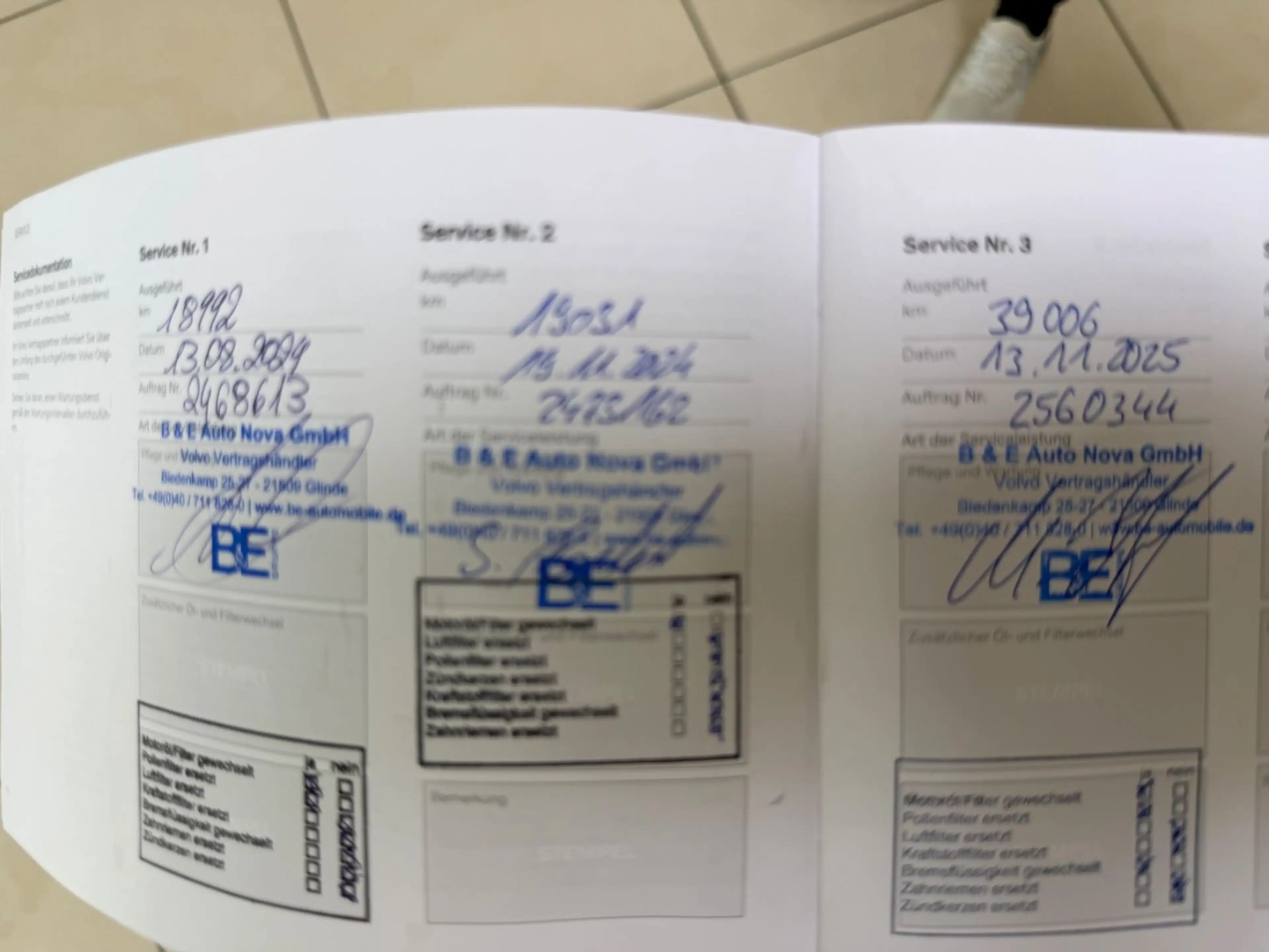 Volvo V60 Kombi Plus Dark Kam ACC Leder H&K AHK — photo 21