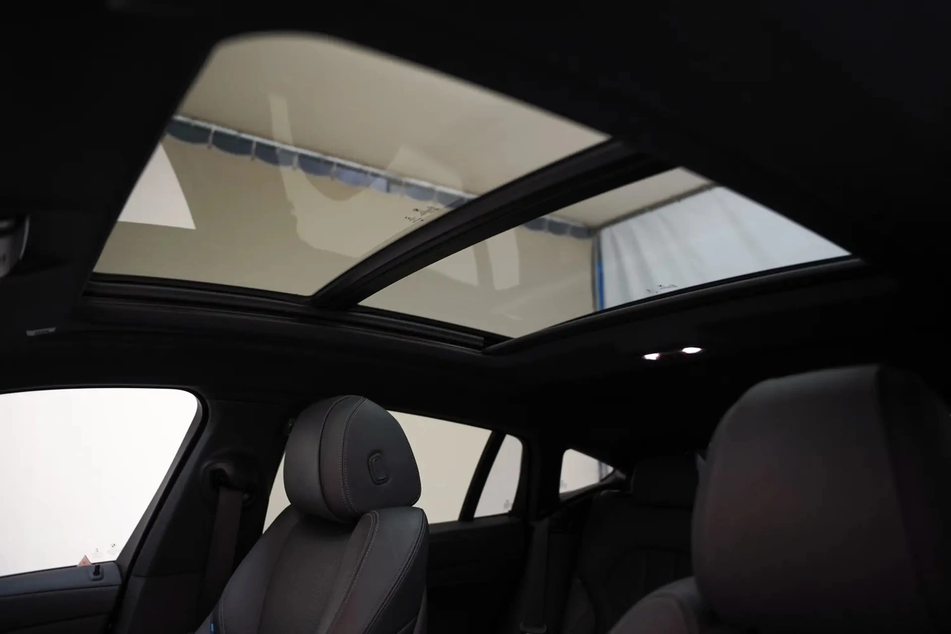 BMW X6 M50i High Executive [ Pano ACC Laserlicht H/K Carb — photo 4