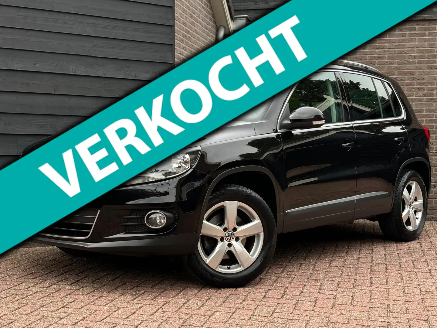 Volkswagen Tiguan 1.4 TSI Sport&Style | Trekhaak | Navi | PDC | Crui Noir - 1