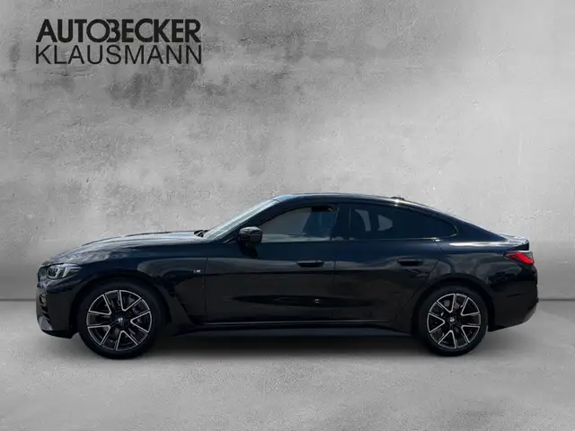 BMW 4 Series view 3