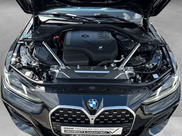 BMW 4 Series view 14