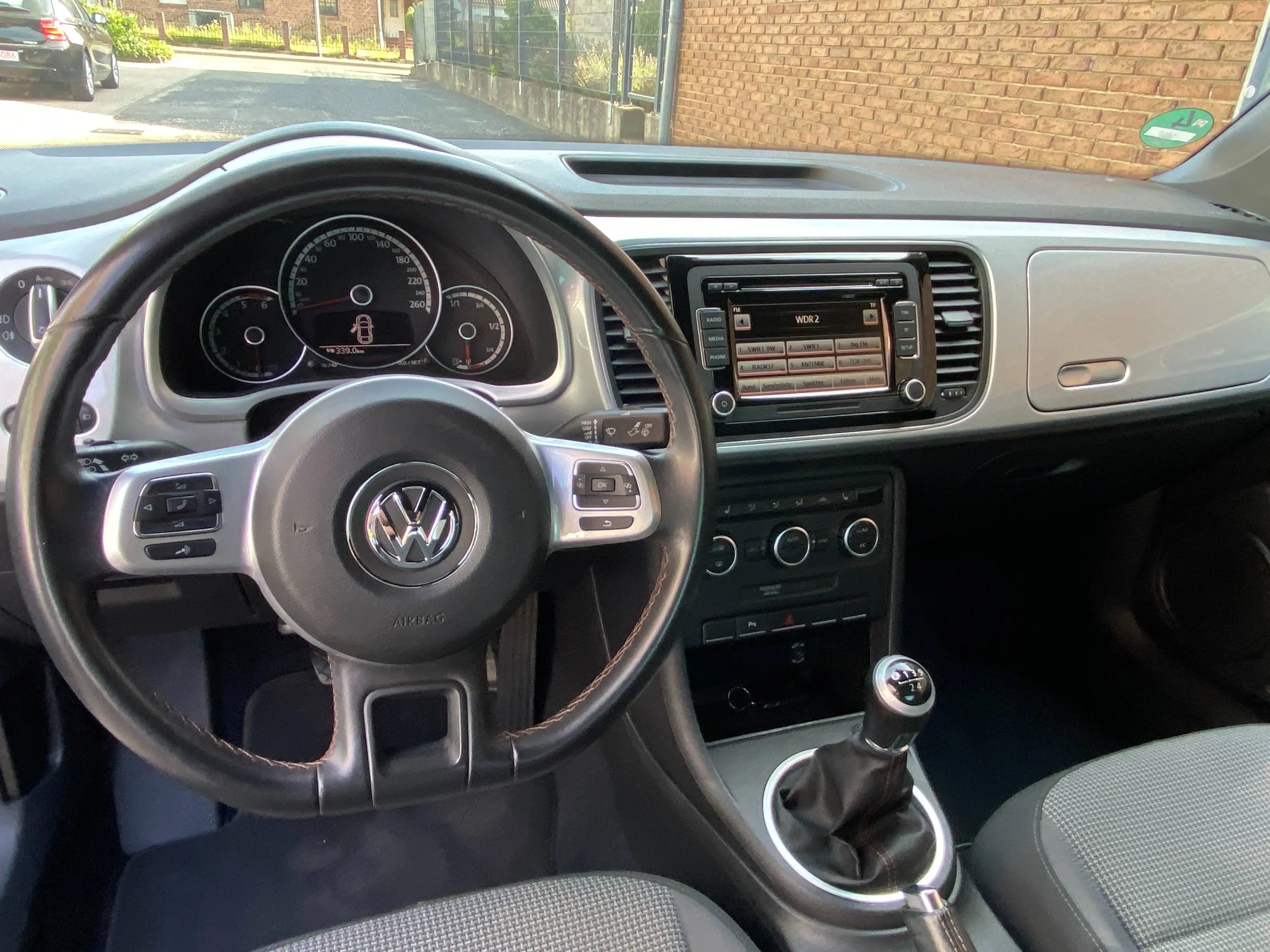 Volkswagen Beetle The Beetle 1.6 TDI DPF CUP Klimaaut*OPS*SchckHft*Insp/HU Neu — photo 11