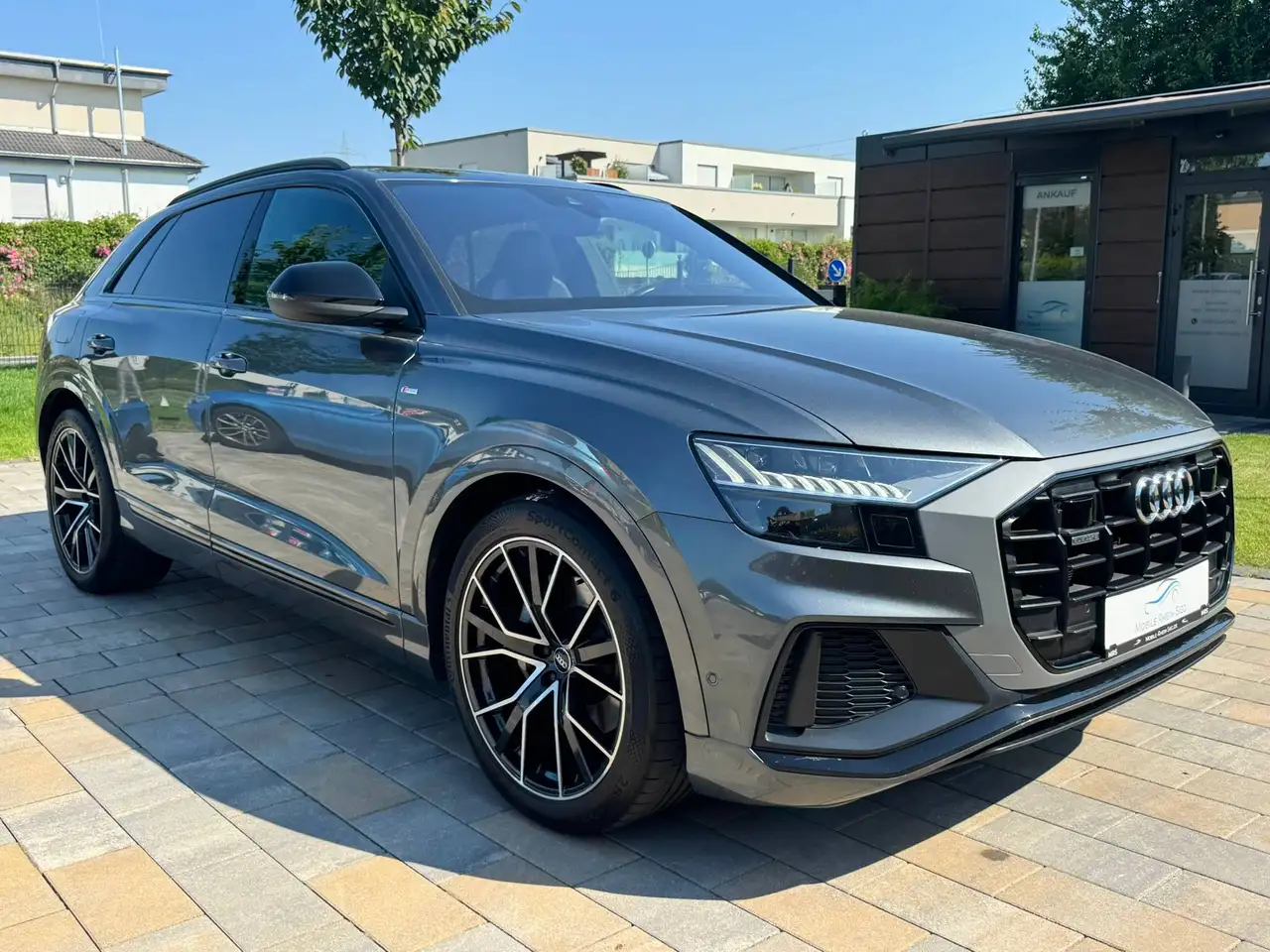 Audi Q8