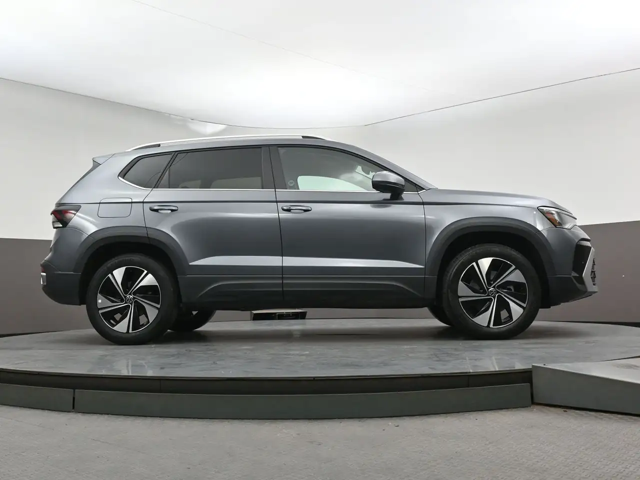 Volkswagen Taos снимка Volkswagen Taos