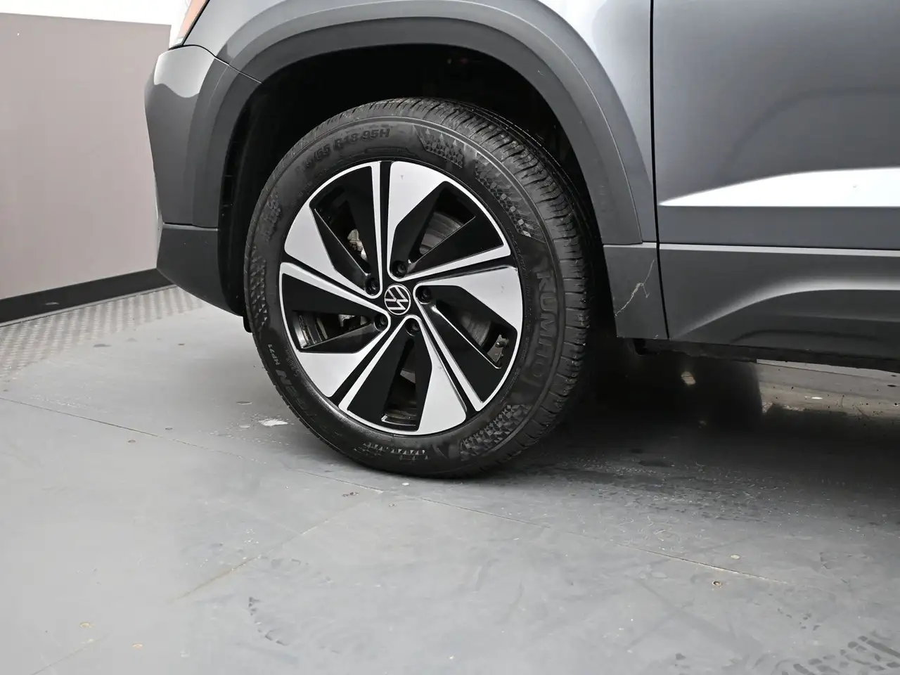 Volkswagen Taos снимка Volkswagen Taos