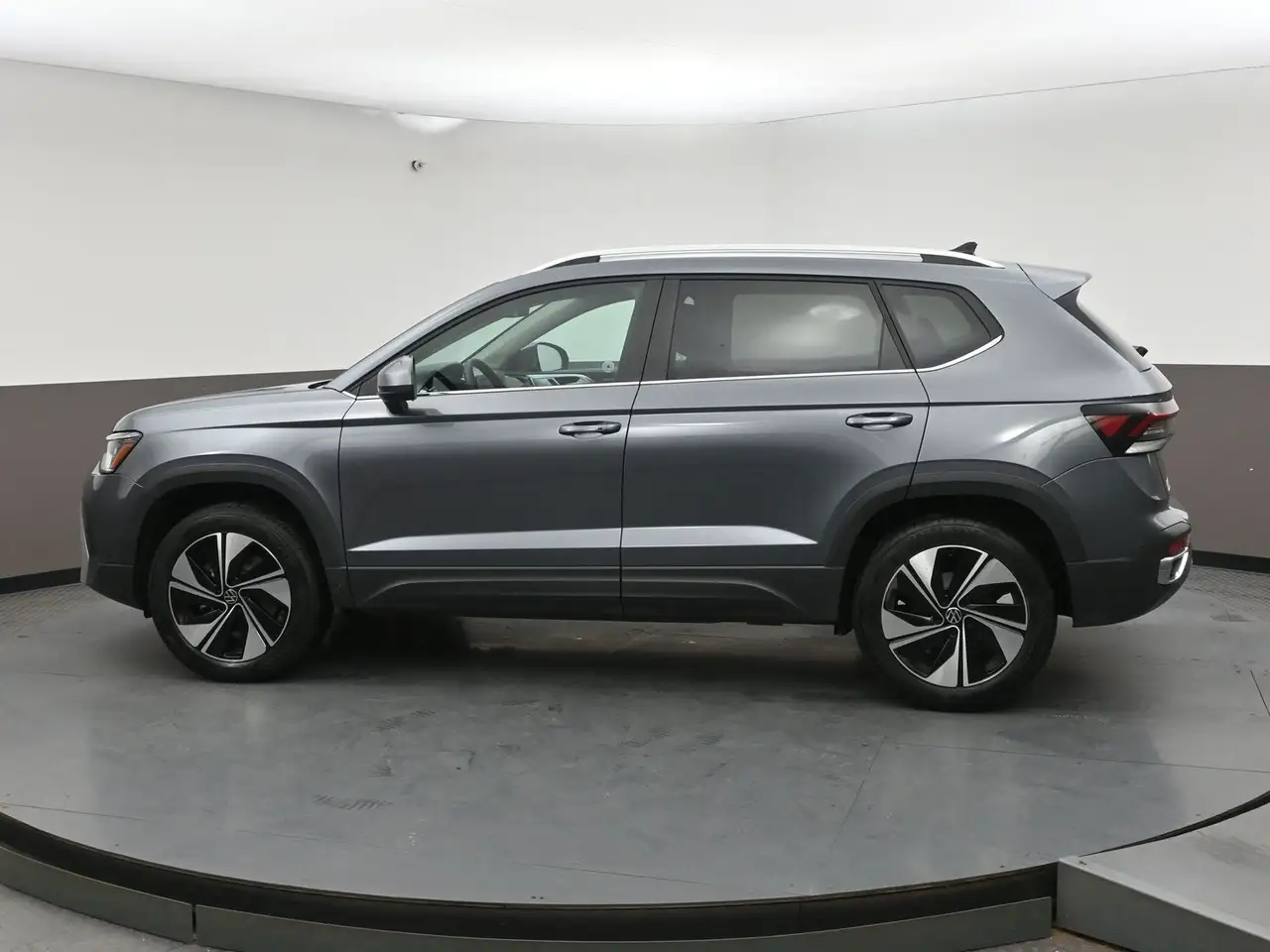 Volkswagen Taos снимка Volkswagen Taos