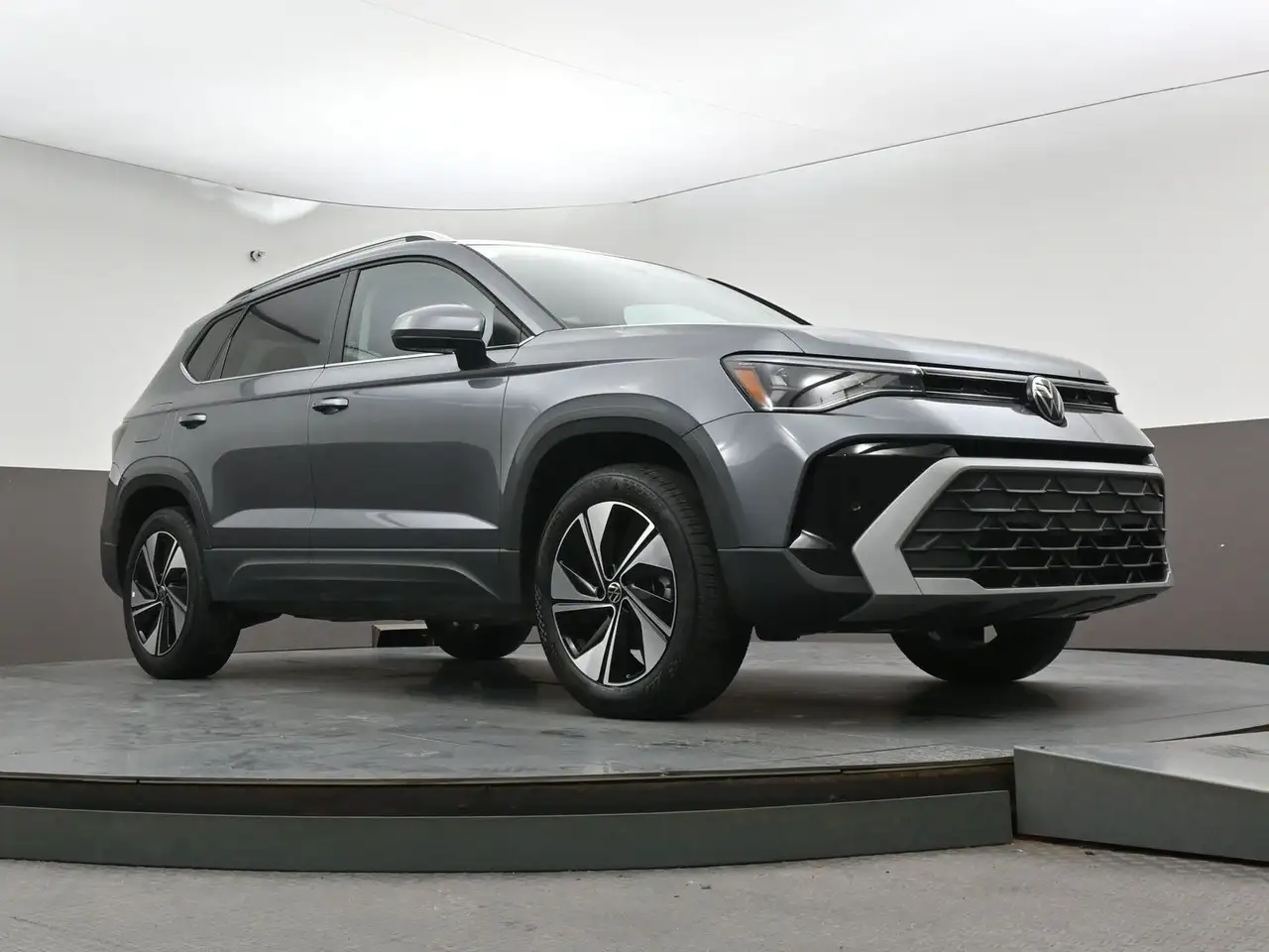 Volkswagen Taos снимка Volkswagen Taos