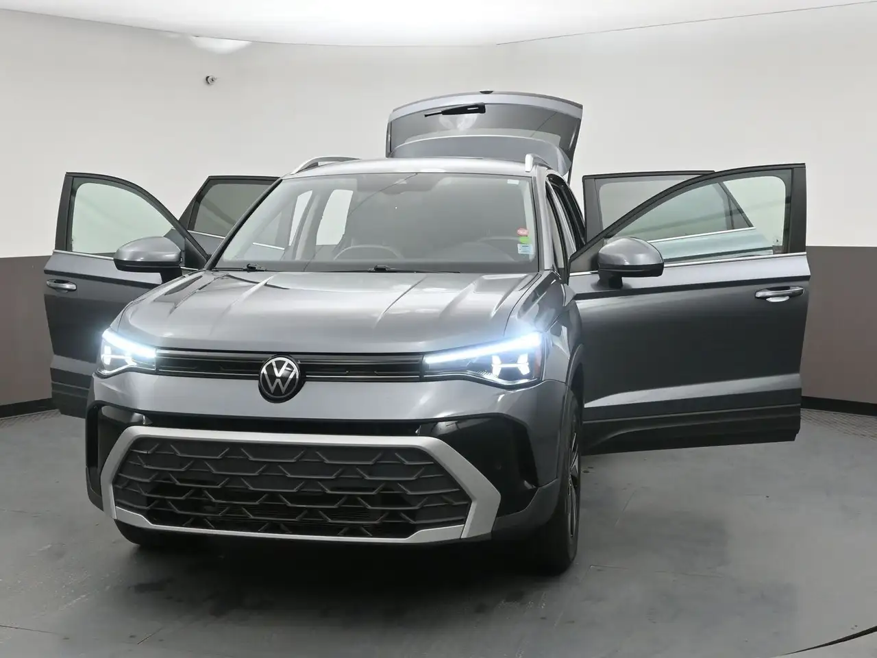 Volkswagen Taos снимка Volkswagen Taos